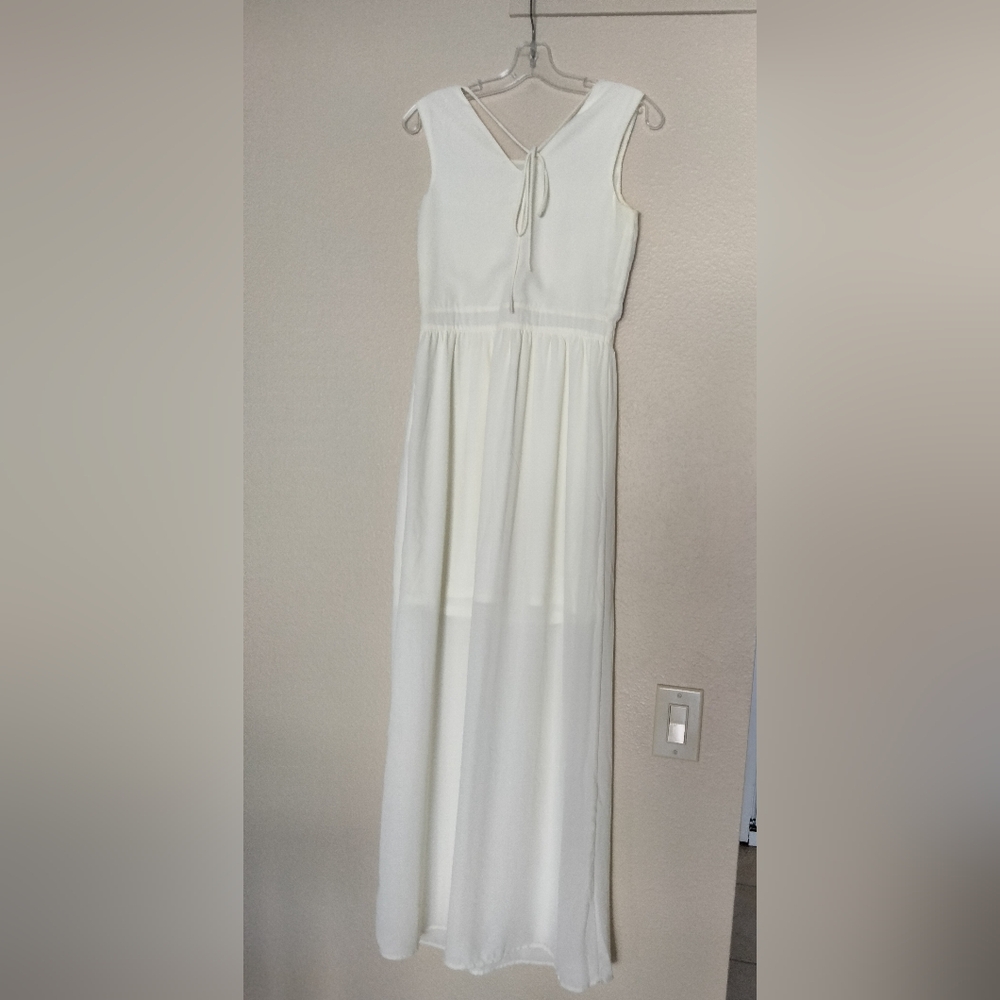Gianni Bini White Maxi Dress with Multicolor Geometric Pattern - Picture 3 of 7